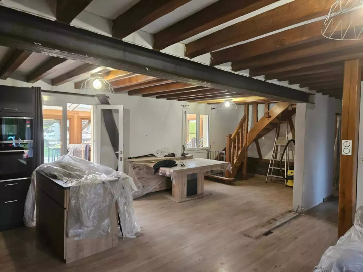 Rénovation de maisons : fondation, placo, salle de bains, cuisines